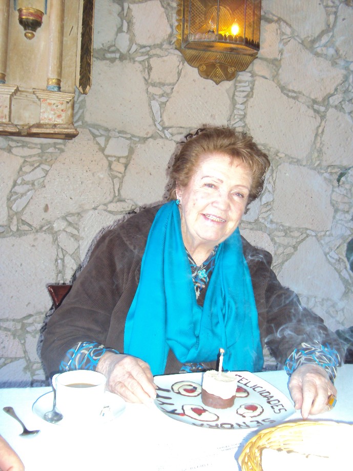 Kitty, 89 cumpleaños.